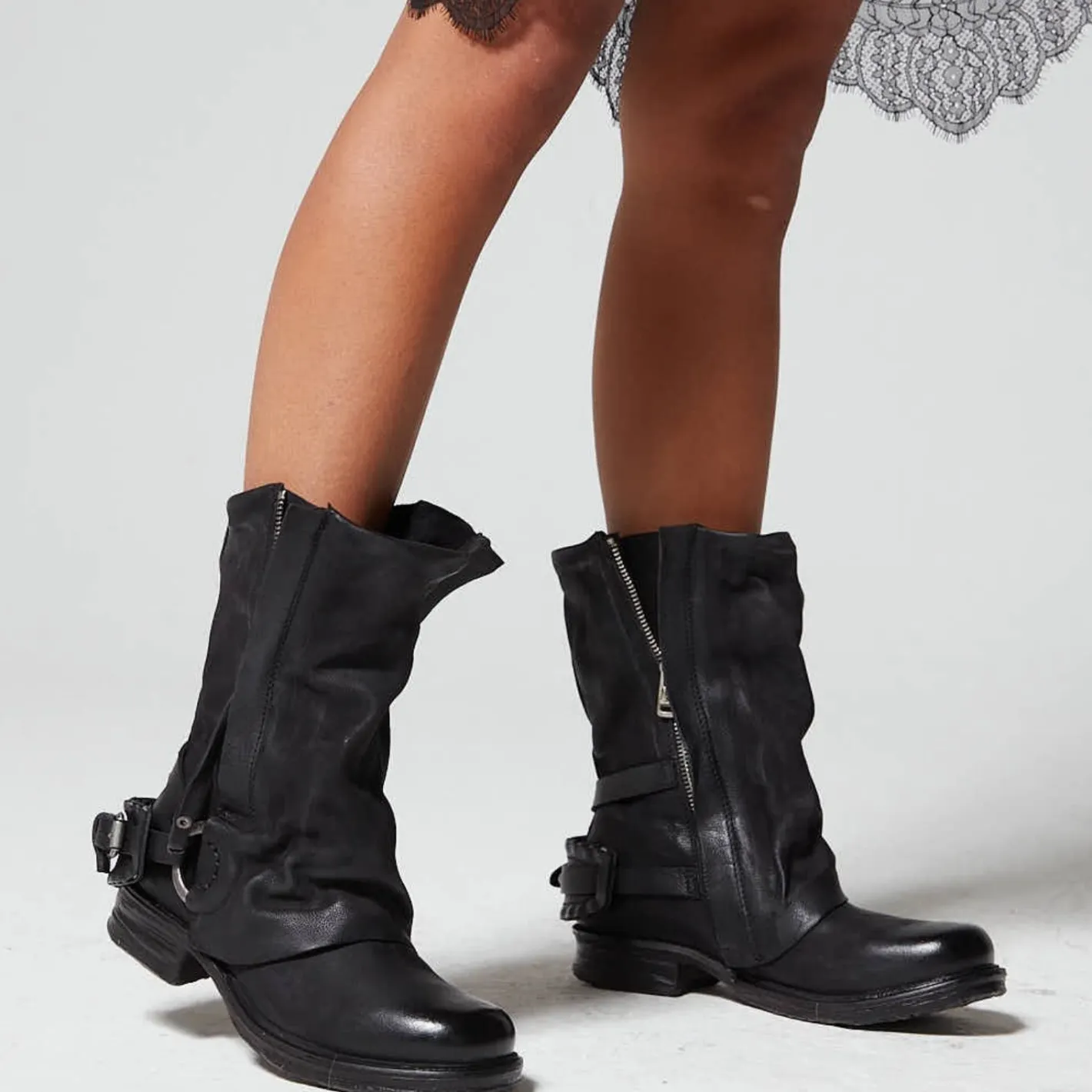 stiefeletten_saintec__0.webp Outlet STIEFELETTEN SAINTEC 259214 Damen Stiefeletten