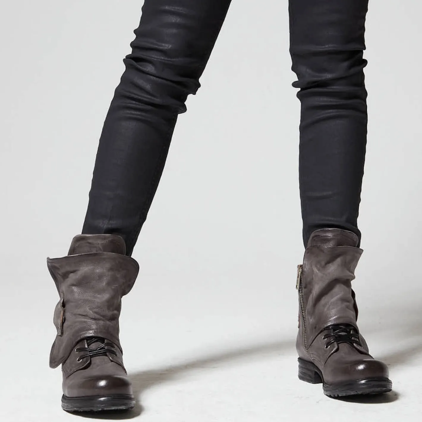 stiefeletten_saintec__119.webp Store STIEFELETTEN SAINTEC 259211 Damen Stiefel | Stiefeletten