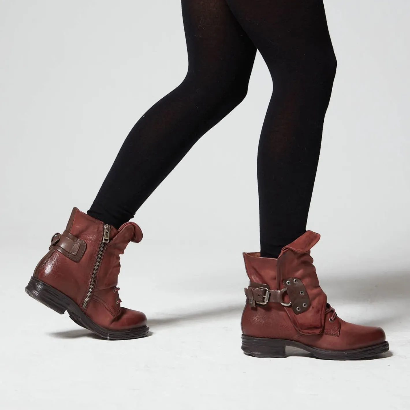 stiefeletten_saintec__318.webp Store STIEFELETTEN SAINTEC 259211 Damen Stiefel | Stiefeletten